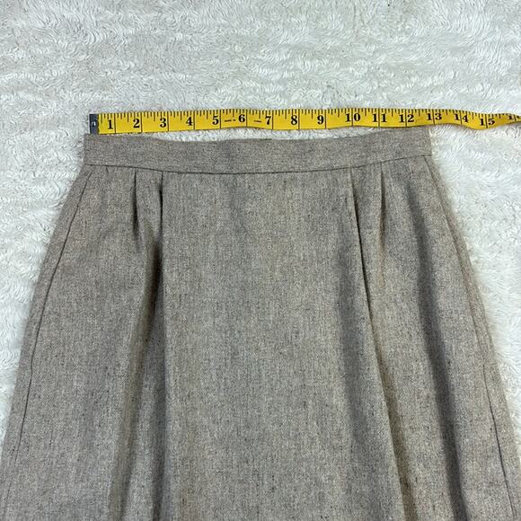 Vintage 60s pleated front cream midi skirt, size 8 - Picture 6 of 8